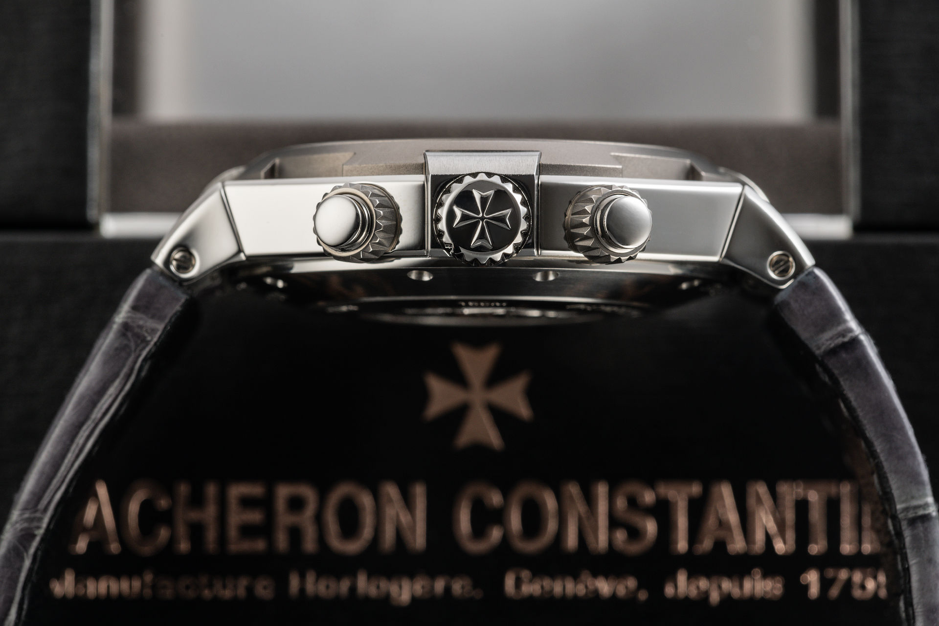 ref 49150/000W-9501 | Steel & Titanium Chronograph | Vacheron Constantin Overseas