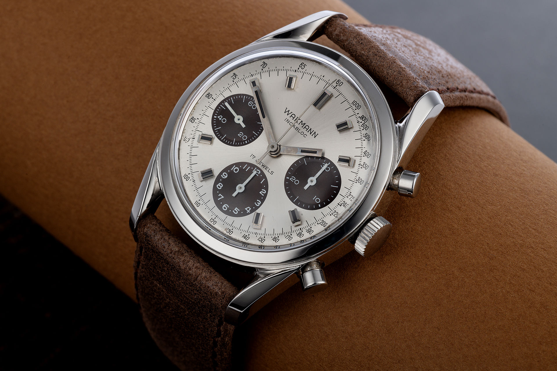  | 'Lyre Lugs' Valjoux 72 | Wakman Chronograph