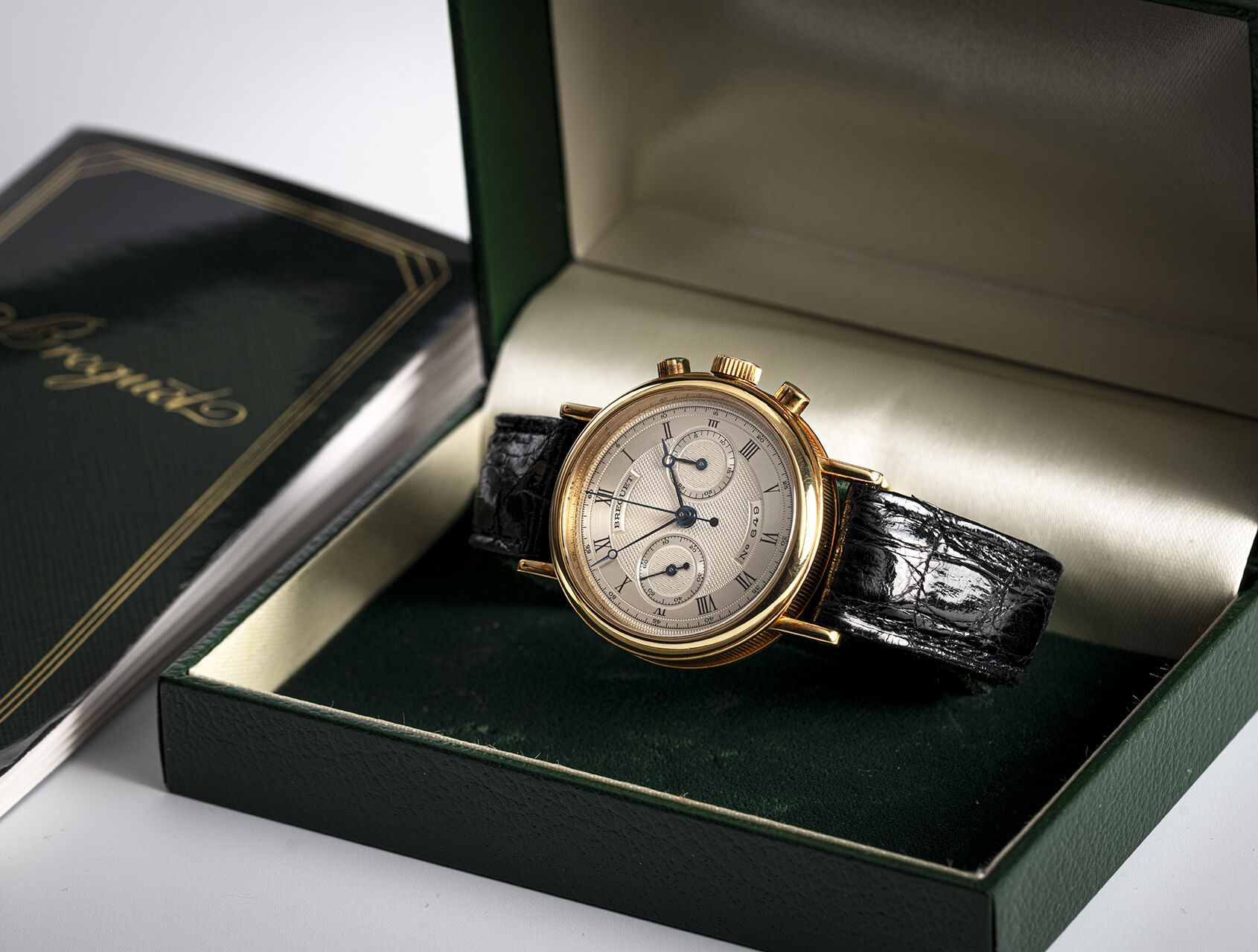 ref 3237BA | Classique Chronograph | Breguet Classique