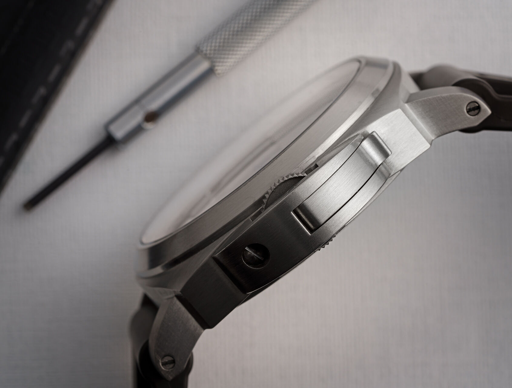 ref PAM 562 | Luminor Base | Panerai Luminor Base