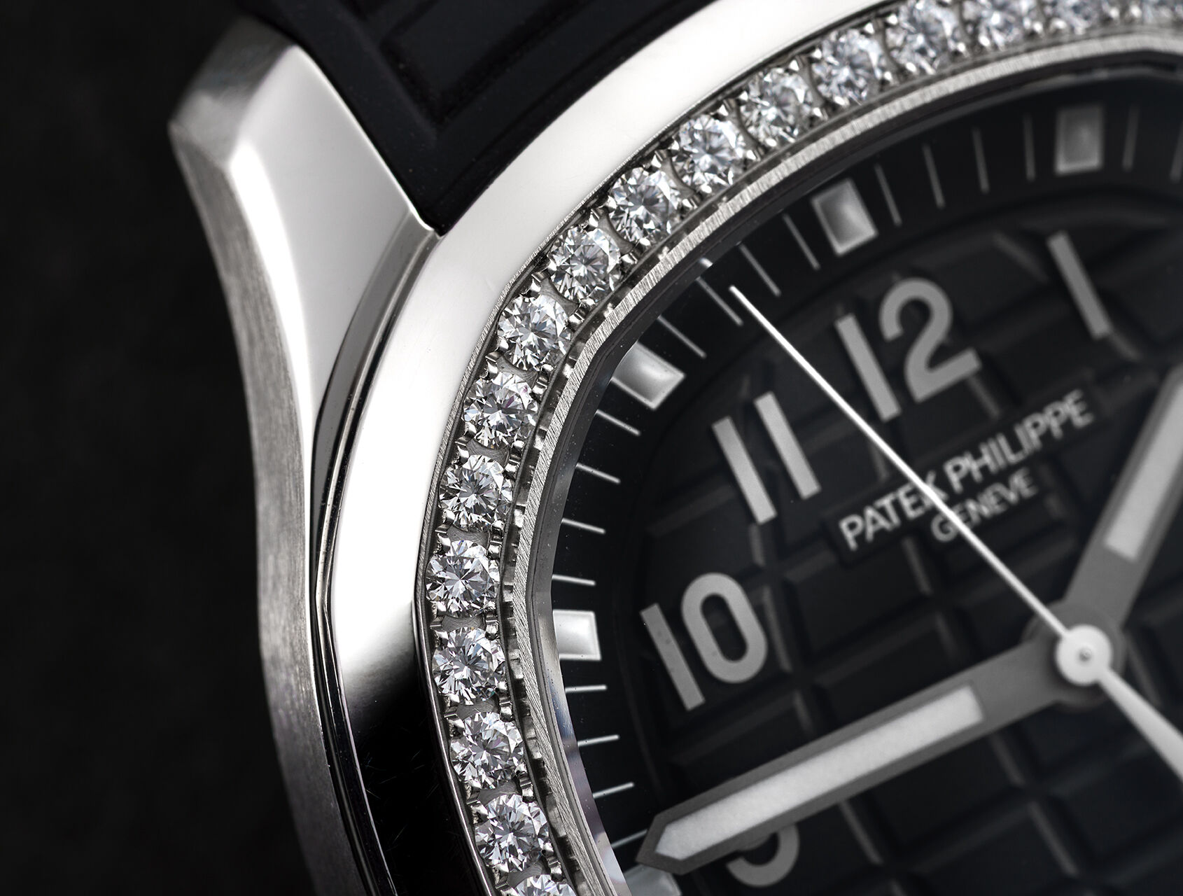 ref 5267/200A-001 | Aquanaut Luce | Patek Philippe Aquanaut Luce