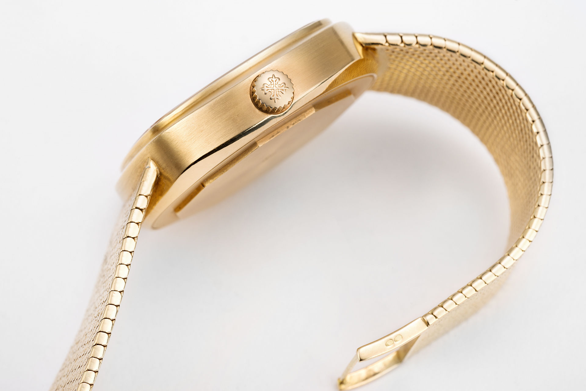 ref 3587/1J | 18ct Yellow Gold '43mm' | Patek Philippe Beta 21