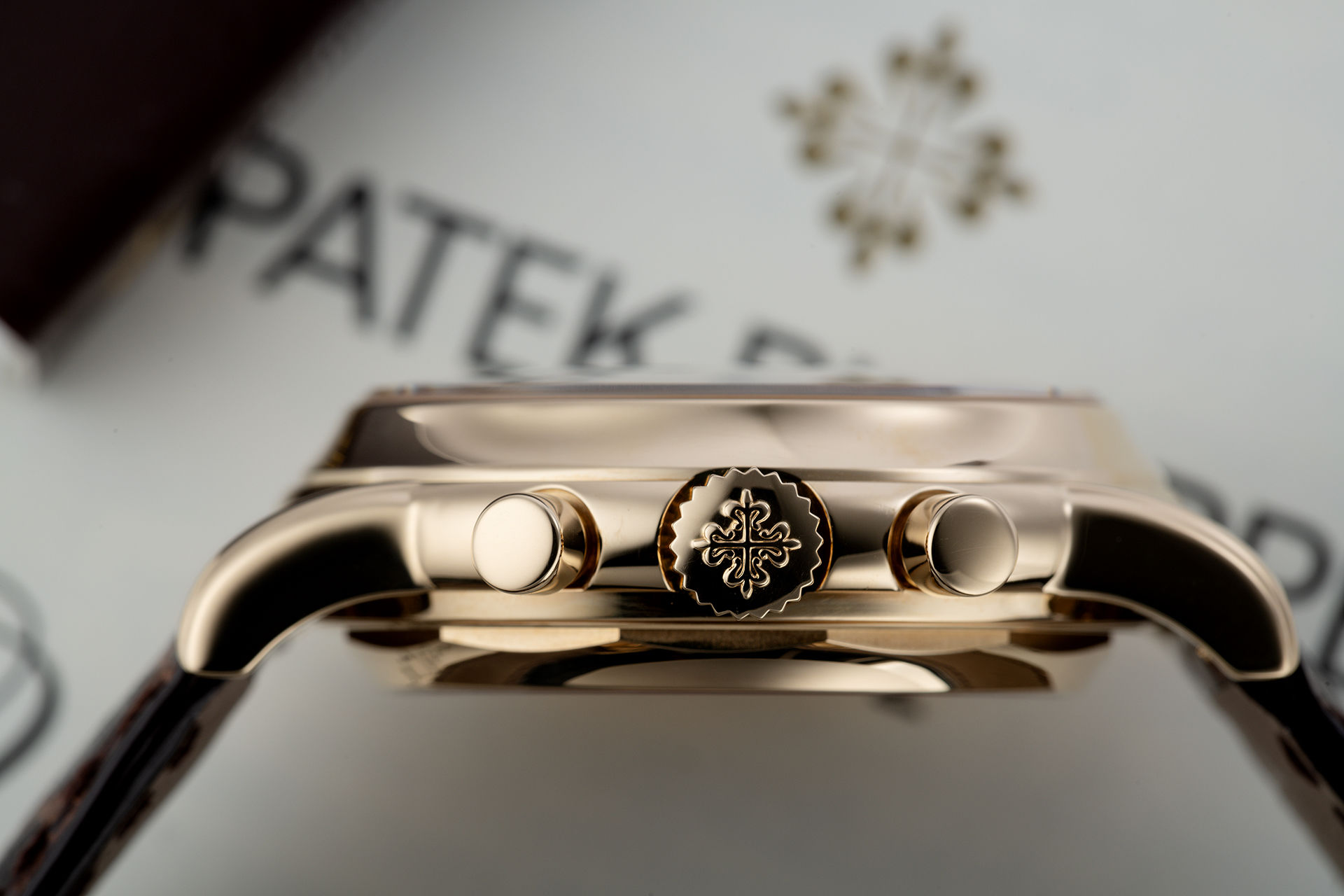 ref 3970EJ-014 | Complete Set 'Investment Piece' | Patek Philippe Perpetual Calendar Chronograph