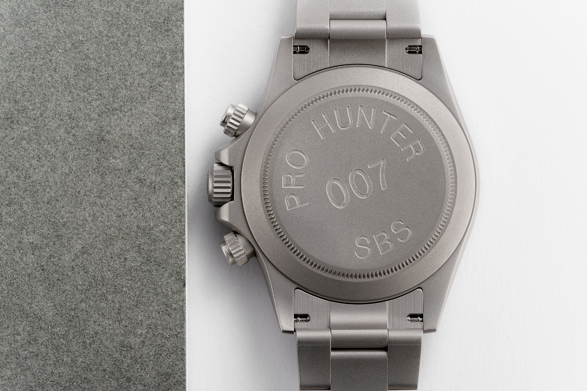 ref 116520 | One of 100 'Panda Dial' | Pro Hunter Cosmograph Daytona