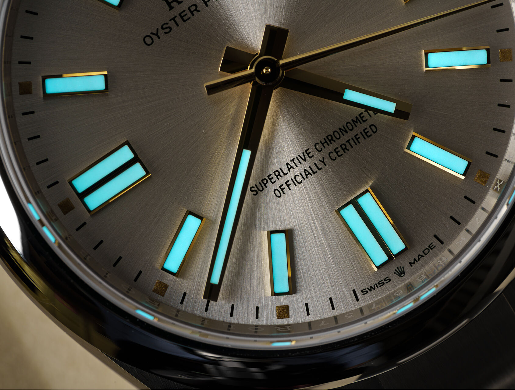 ref 134300 | 134300 - Silver Dial | Rolex Oyster Perpetual