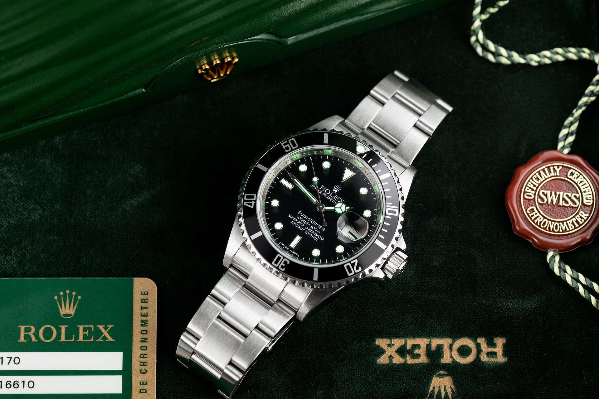 ref 16610 | Classic Model 'Anodised Bezel' | Rolex Submariner Date
