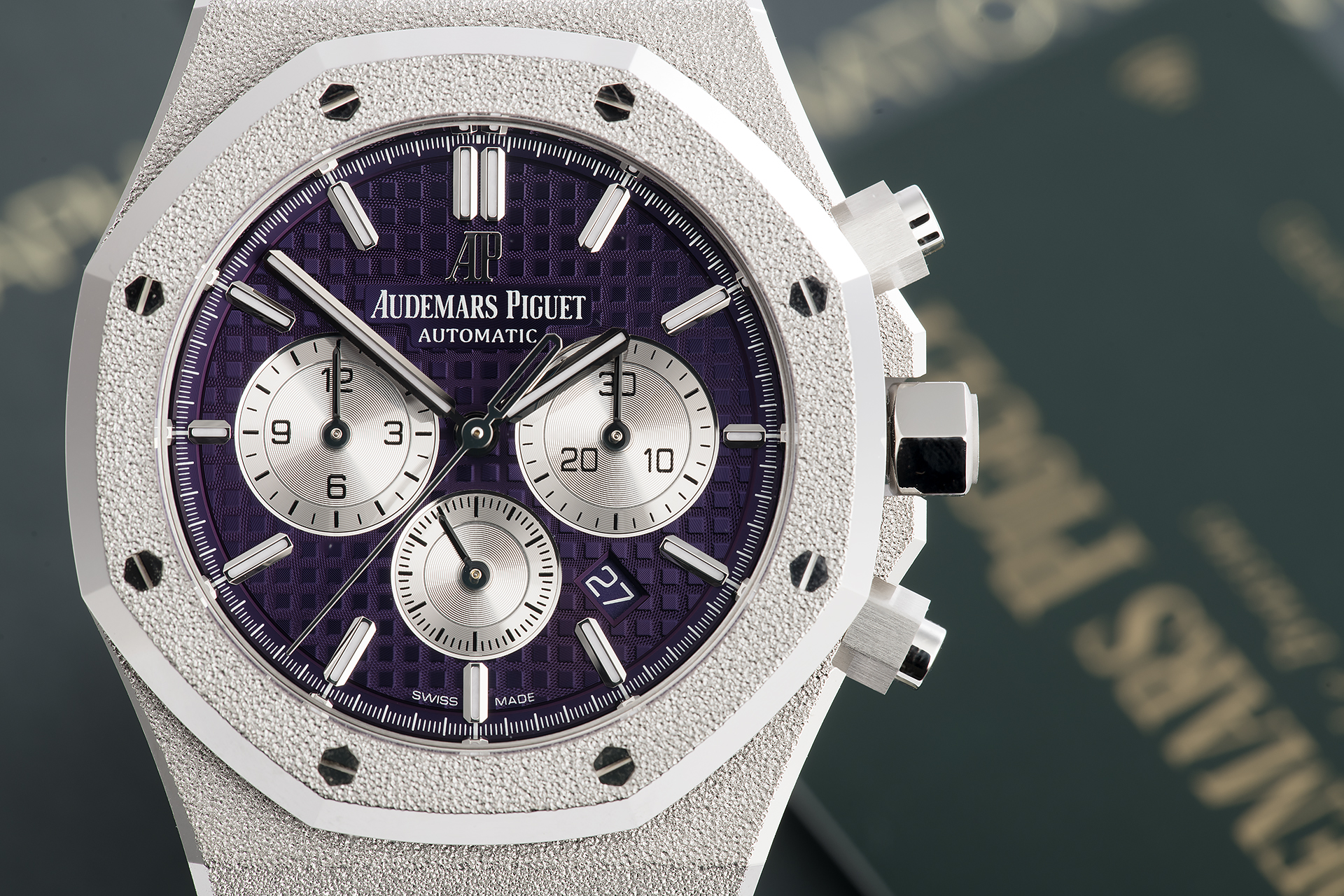 AUDEMARS PIGUET PURPLE FROSTED 200 MADE ROYAL OAK CHRONOGRAPH 26331BC