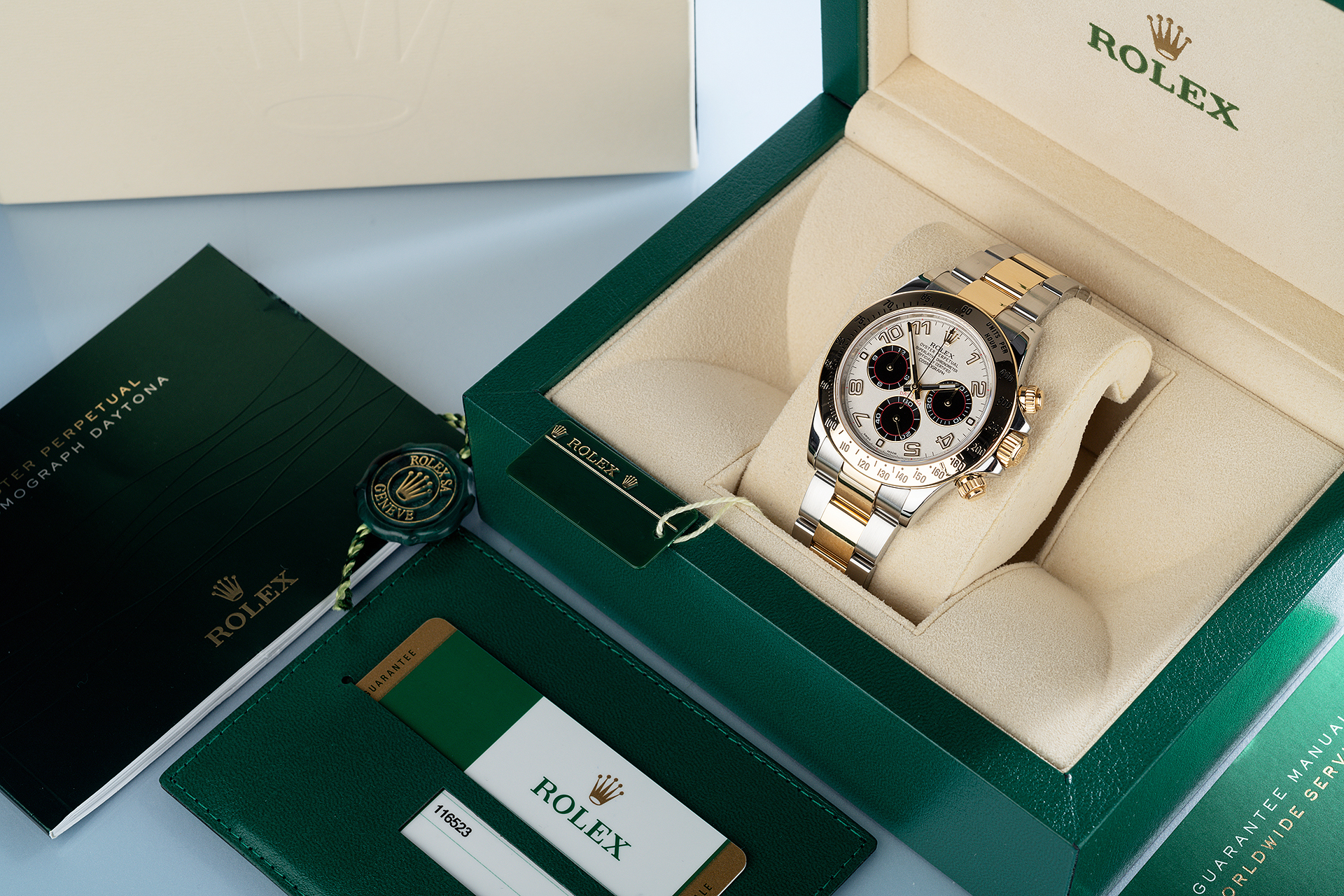 Rolex Cosmograph Daytona Watches ref 116523 Complete Set 'Box