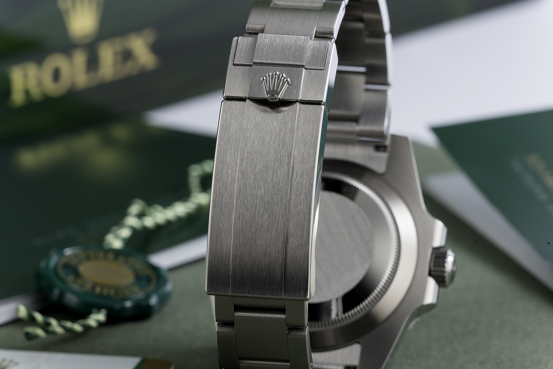 Rolex Submariner Hulk Date 40 Green Dial 116610LV 116610 | WatchGuyNYC