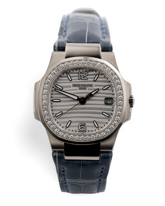 ref 7010G-011 | Box & Certificate  | Patek Philippe Nautilus